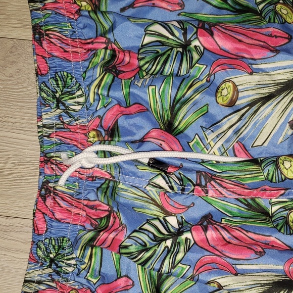 ❤️5/$25 EUC 98 Coast Av Swimwear Shorts - Picture 2 of 4